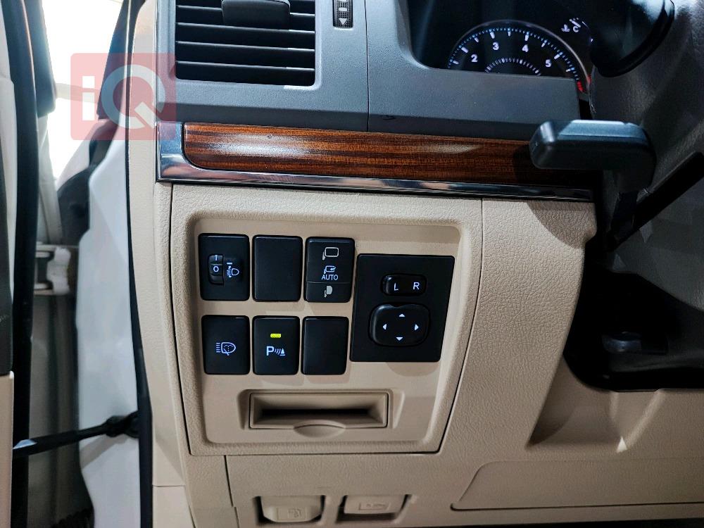 https://cdn.iqcars.ioscaled_1000126505_out.jpg